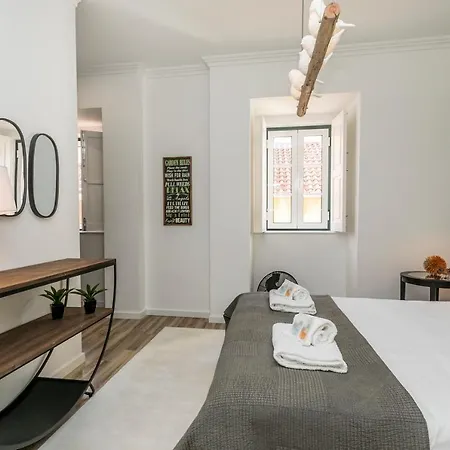 Sao Jose By Spoton Apartments-3